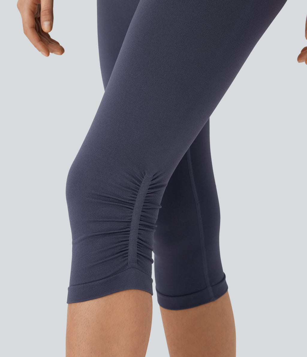 Seamless Flow High Waisted Scrunch Yoga Pedal Pusher Leggings