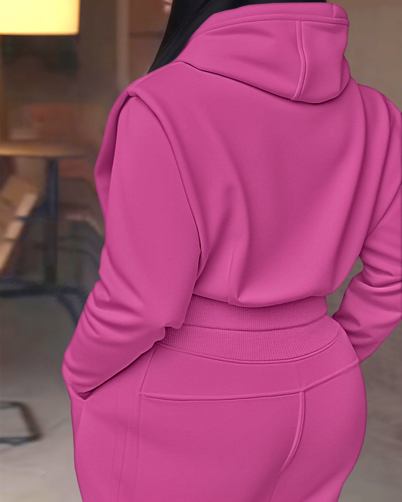 2 Pieces Outfit Long Sleeve Crop Drawstring Hoodie Sweatshirt With Thumb Hole Cuffs And Casual Drawstring Elastic Waist Wide Leg Sweatpants Set
