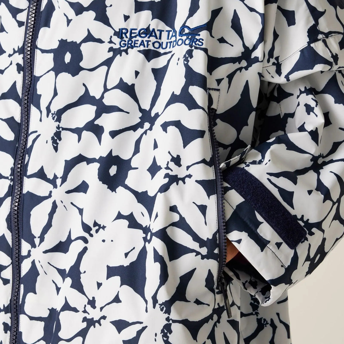 Rega 🔥2026 Winter Hot Sale🔥 2026 New Outdoor Active Adults Waterproof Changing Robe