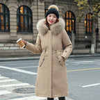 Women's winter parka with hood and fur collar