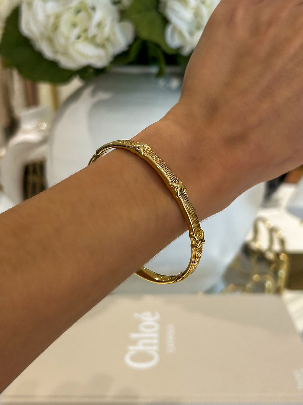 Triple Cross Detail Bangle (2 Colours)