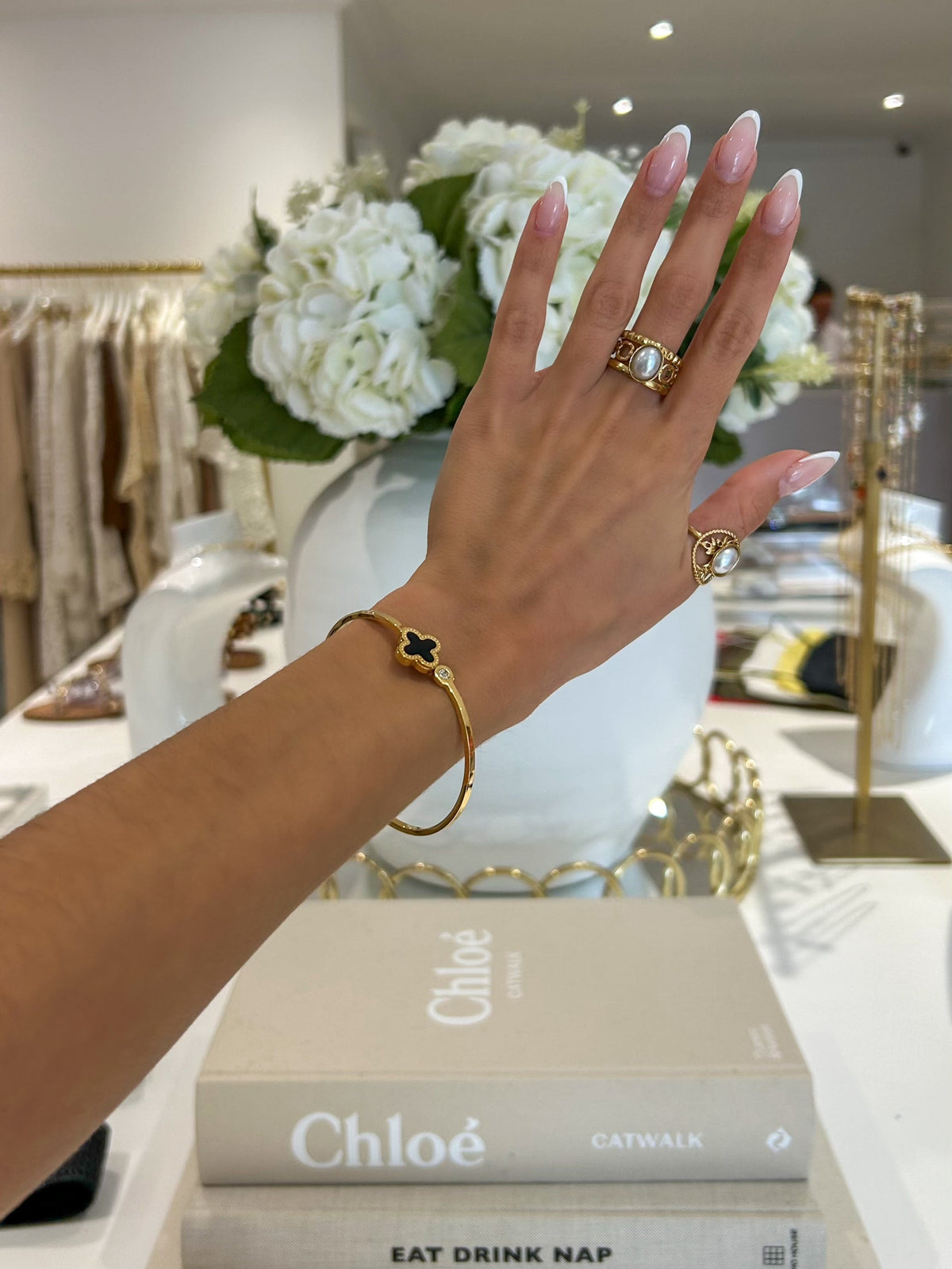Diamante Clover Leaf Bangle (2 Colours)