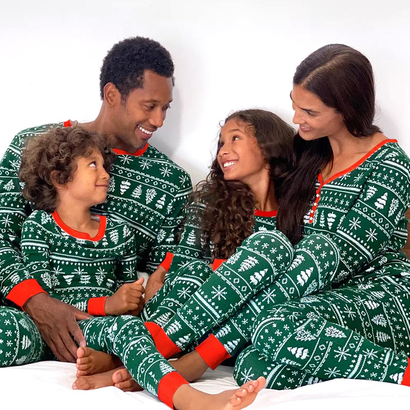Green Christmas Matching Family Pajamas Sets