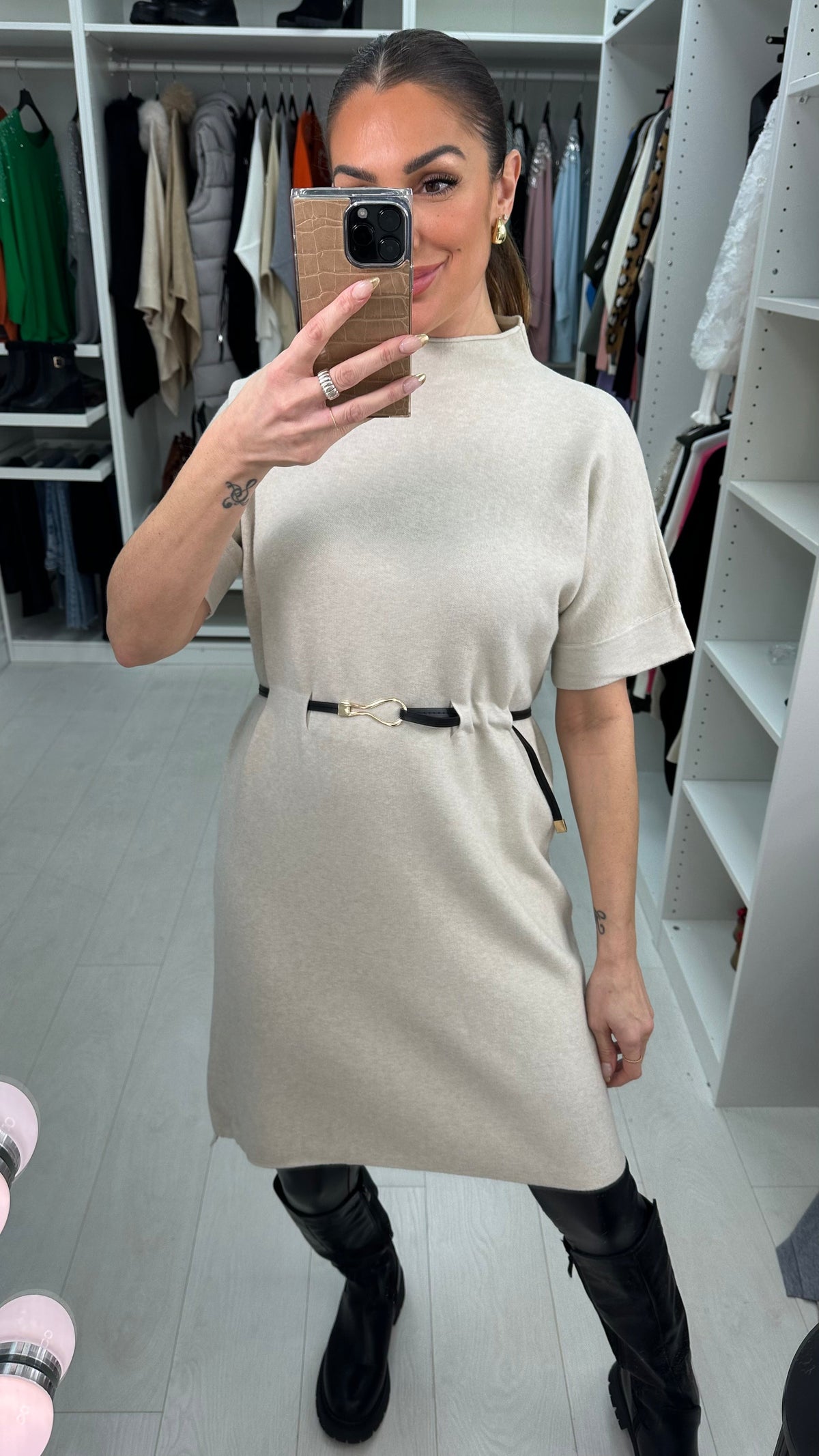Silva Short Sleeve Belted Knitted Dress