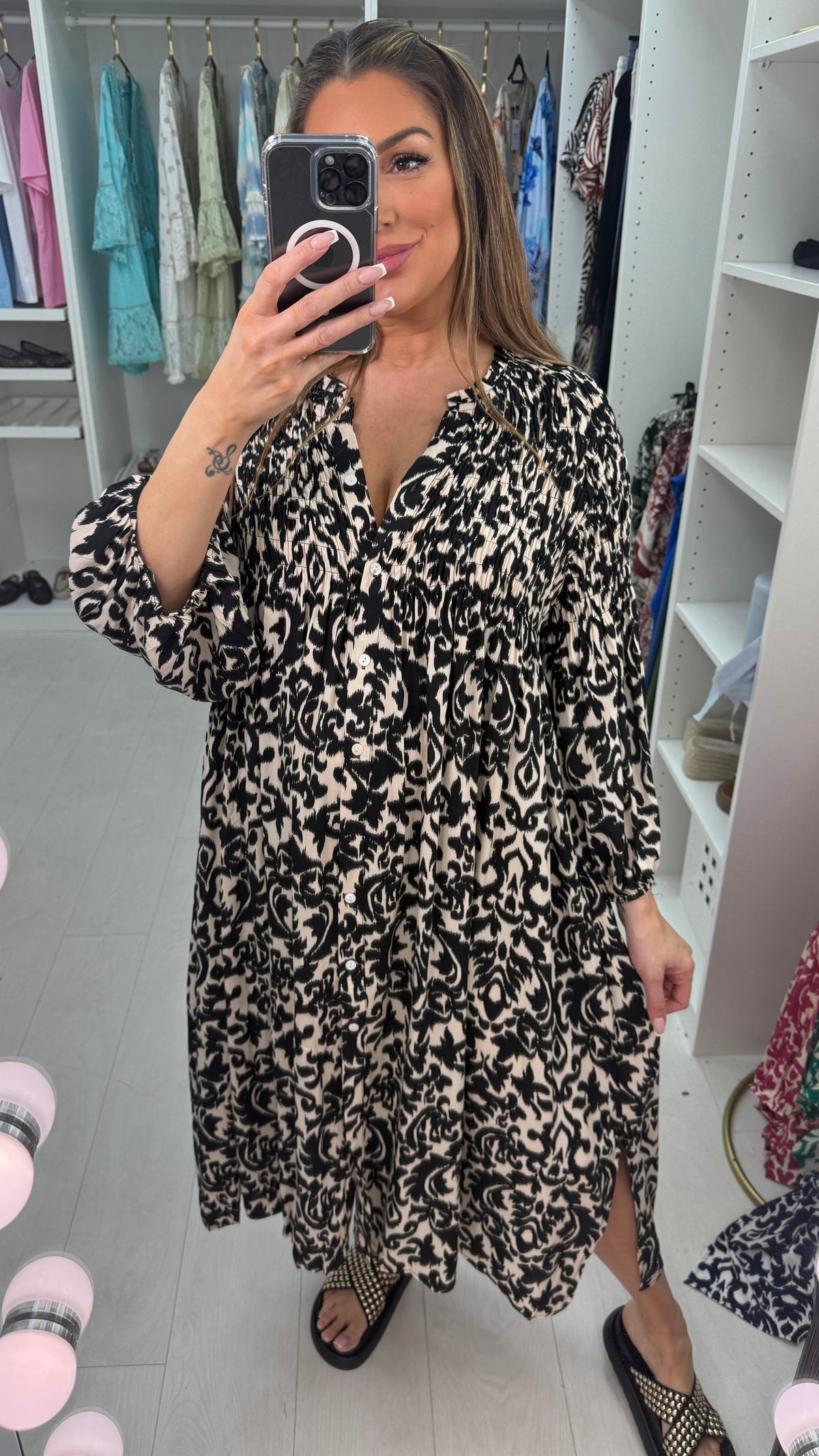 Zaniyah Abstract Print Loose Fit Maxi Dress