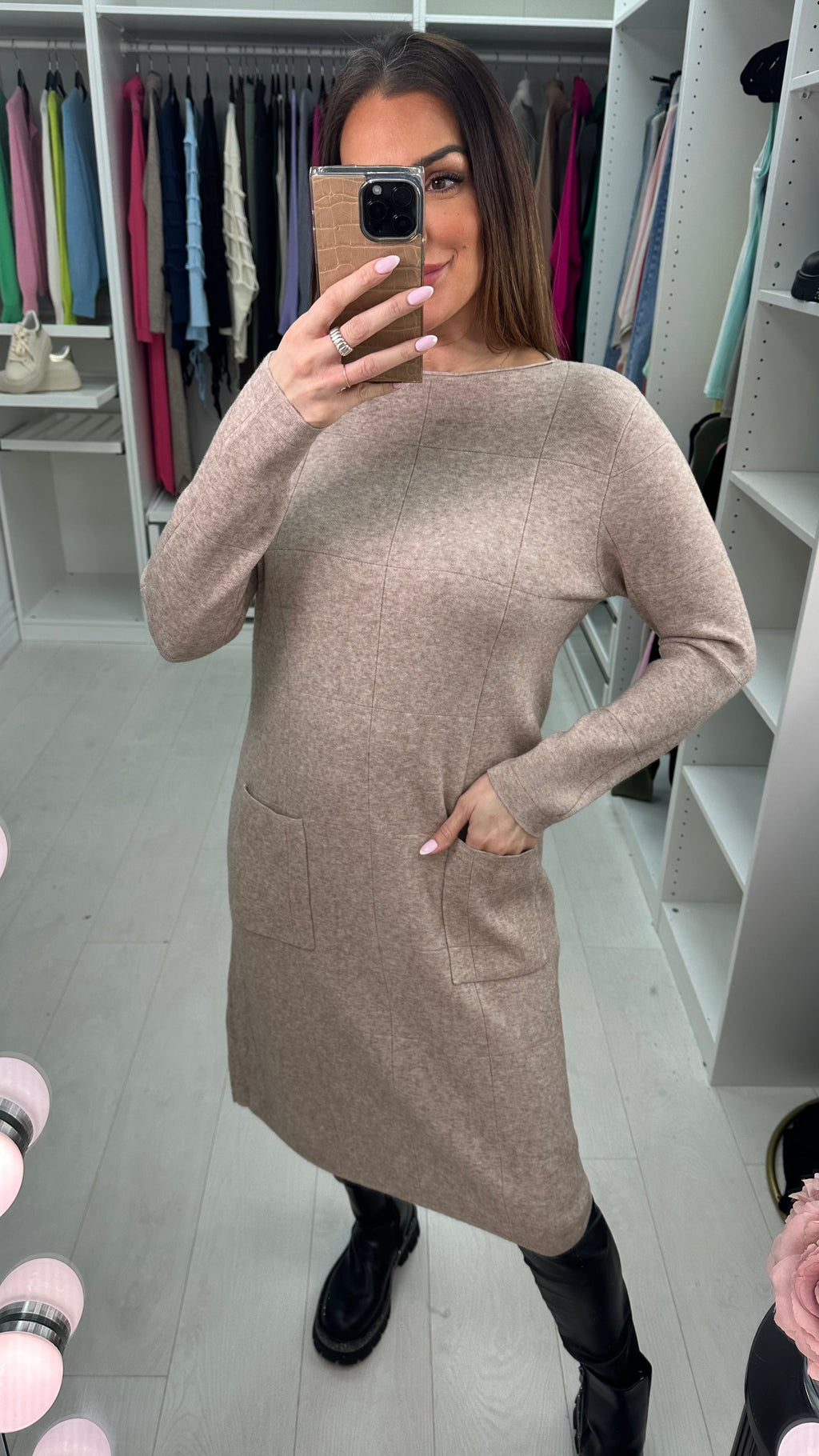 Gabija Plain Checkered Jumper Dress