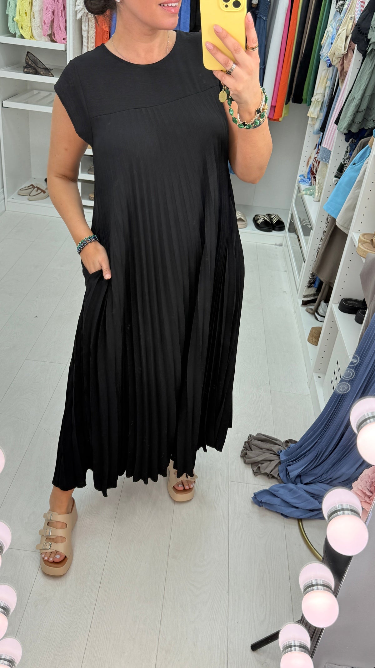 Jodi Plain Pleated Maxi Dress