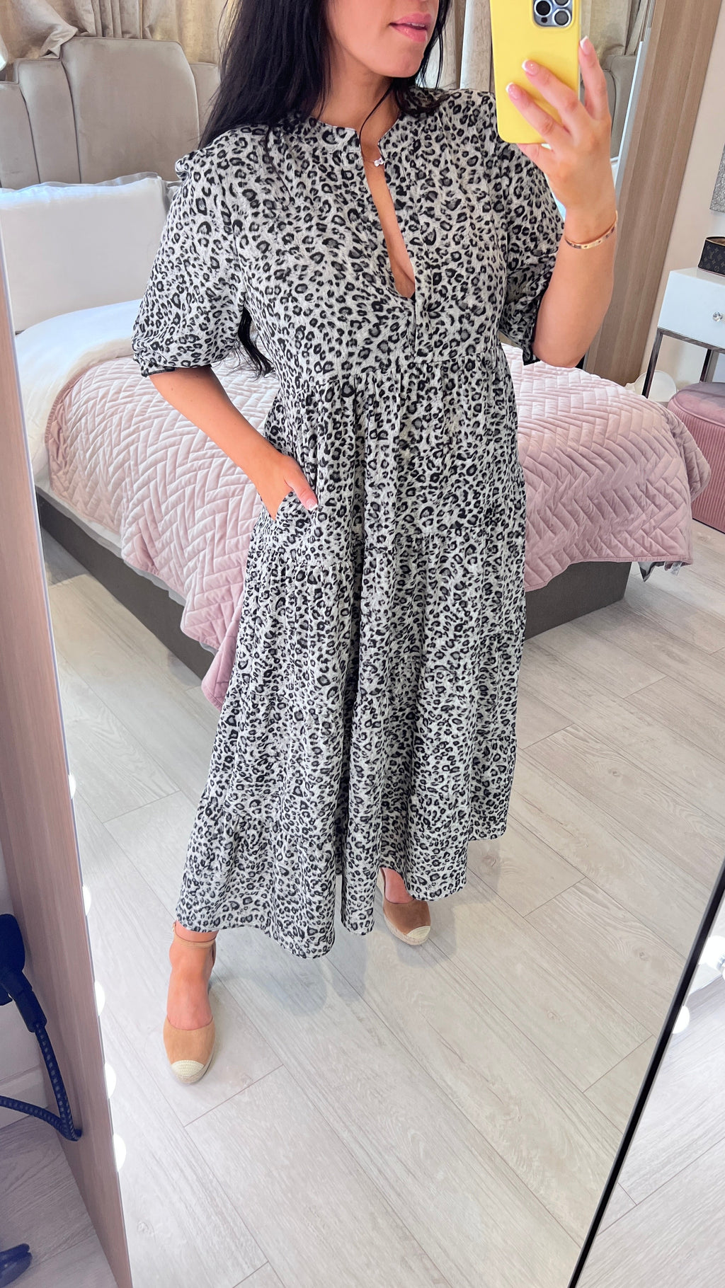 Acorn Leopard Print 3/4 Sleeve Smock Maxi Dress