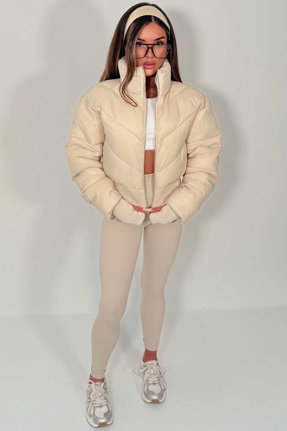 Cropped Puffer Jacket Beige