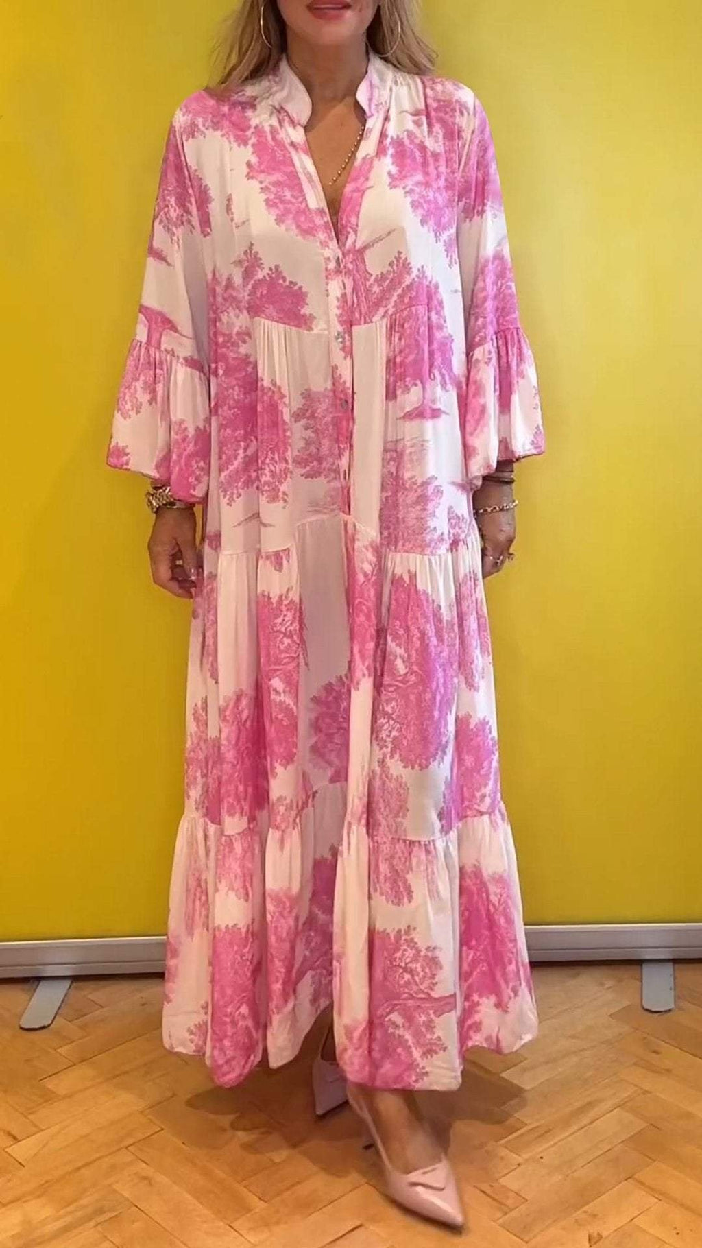 Women's summer dress with V-neck and forest pattern Maxi dress
