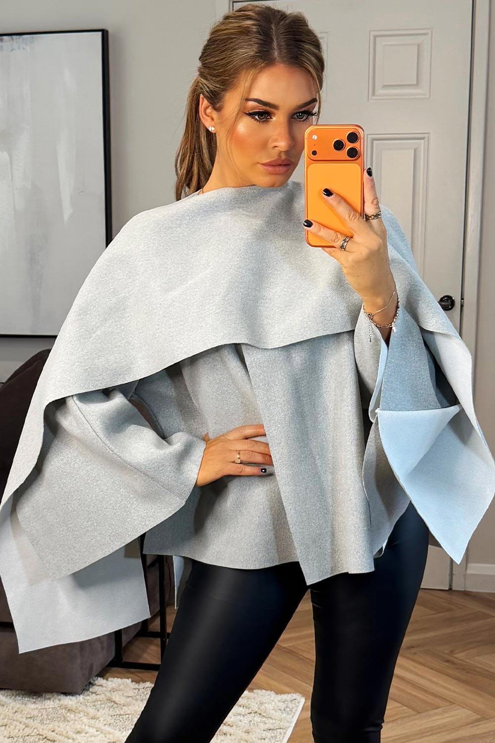 Cape With Scarf Grey