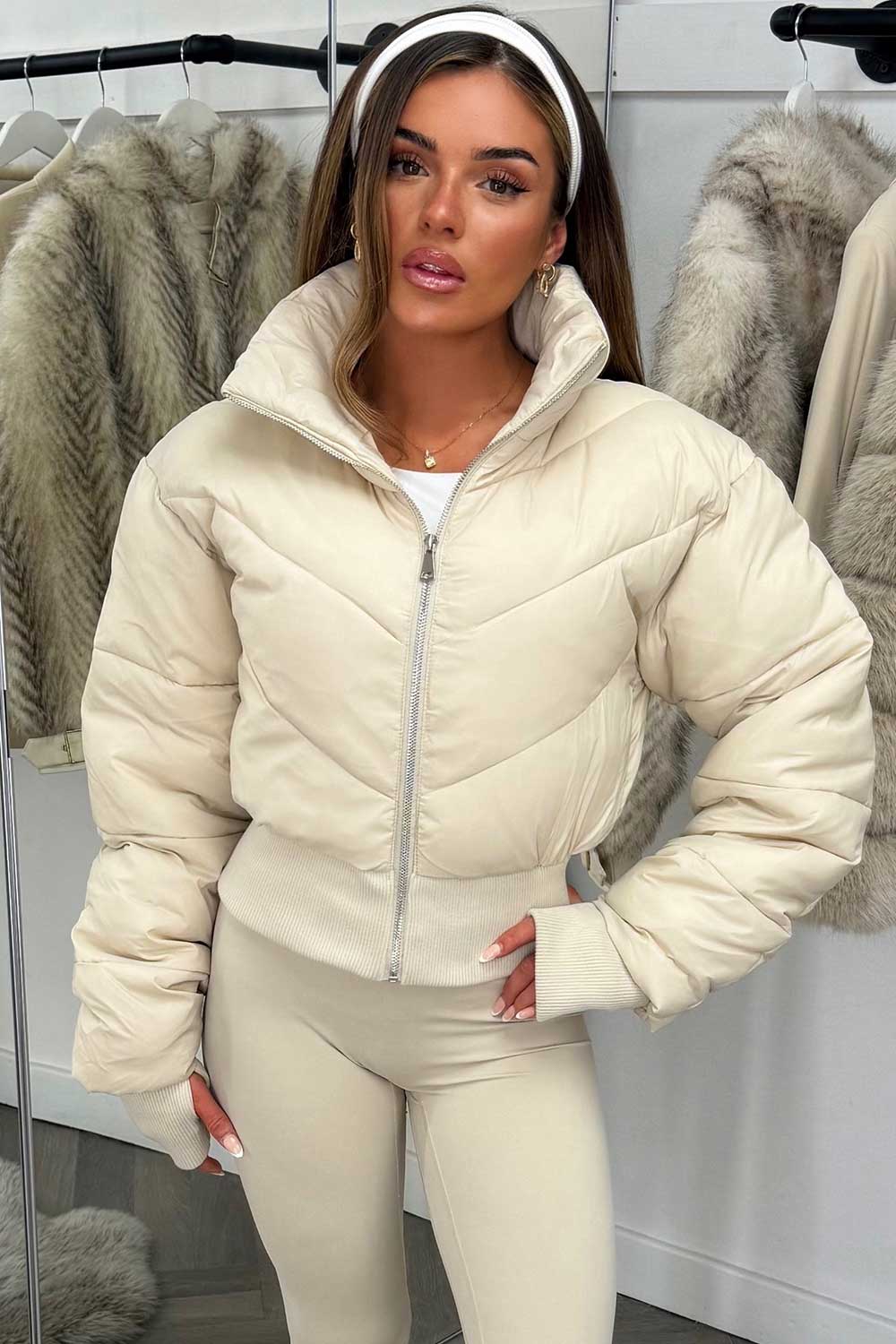 Cropped Puffer Jacket Beige