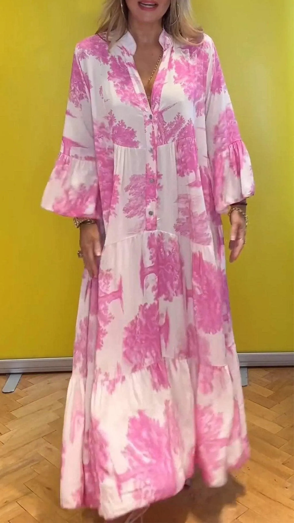 Women's summer dress with V-neck and forest pattern Maxi dress