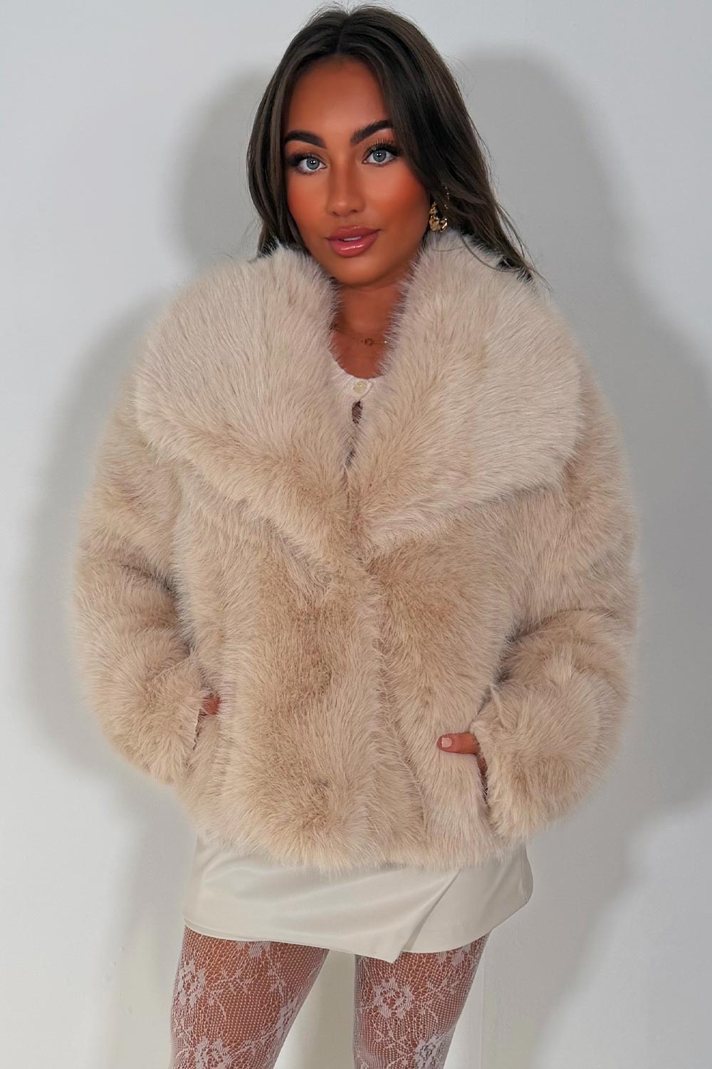 Faux Fur Jacket Collared Beige