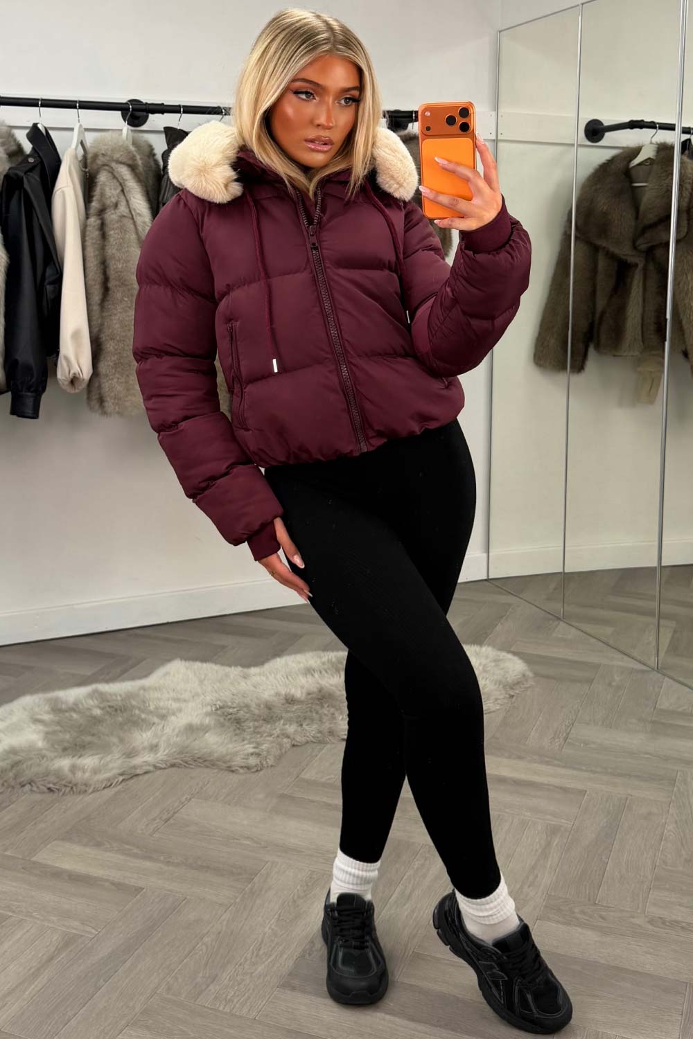 Puffer Jacket With Fur Hood Burgundy
