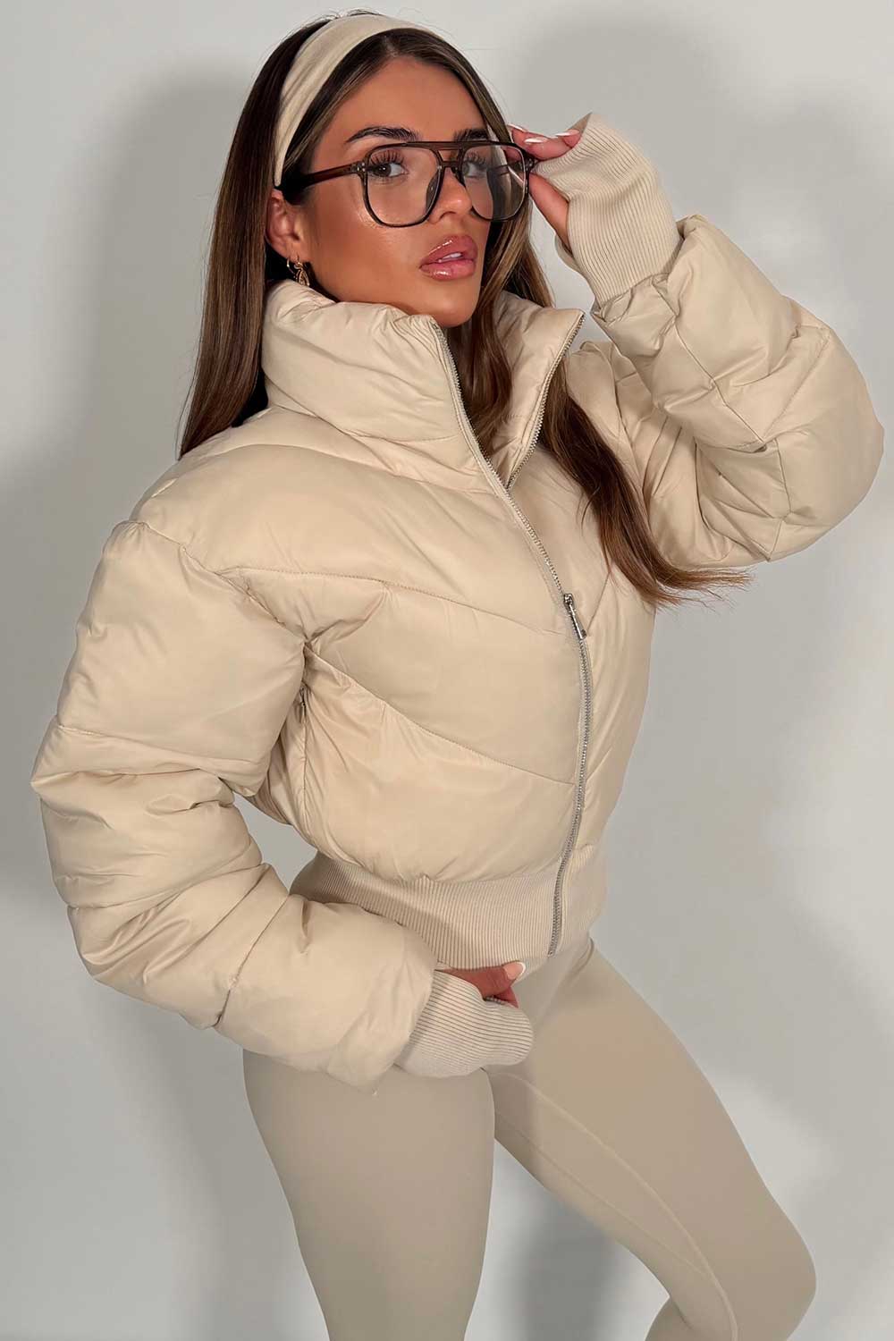 Cropped Puffer Jacket Beige