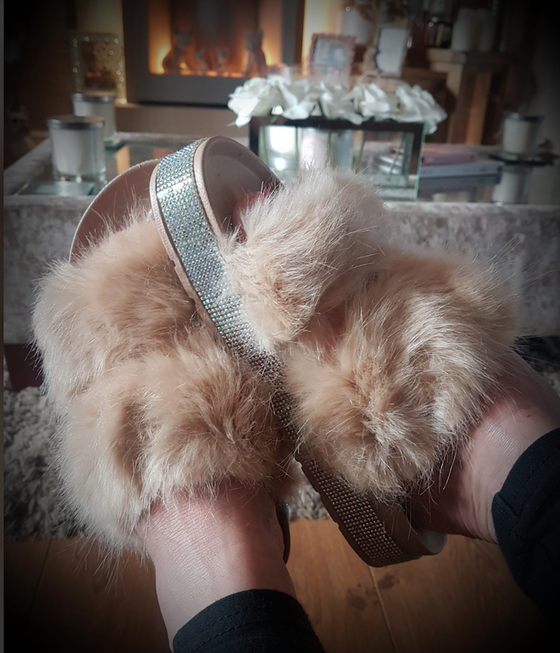 Ariela Faux Fur Diamante Detailed Slip On Sliders